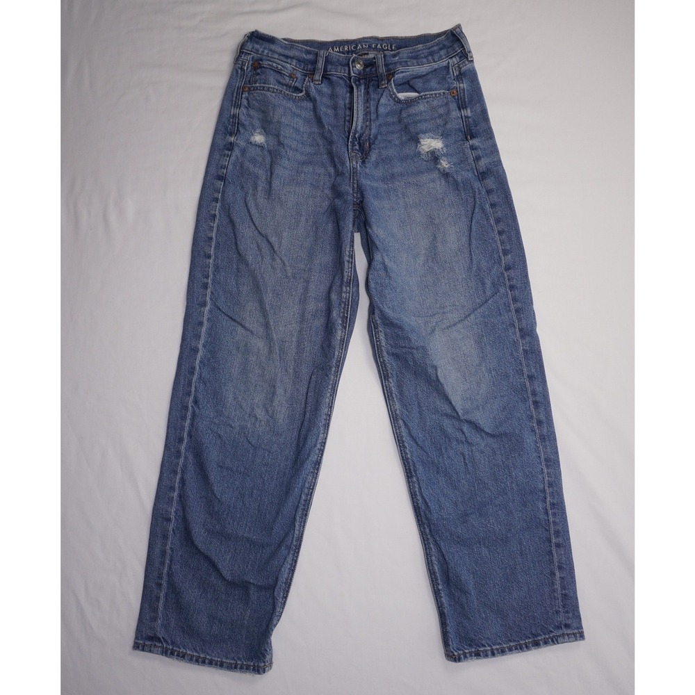 American Eagle Size 4 Short Blue Denim Strigid Distressed Mom Jeans